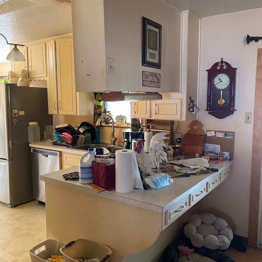 we buy houses with old kitchens
